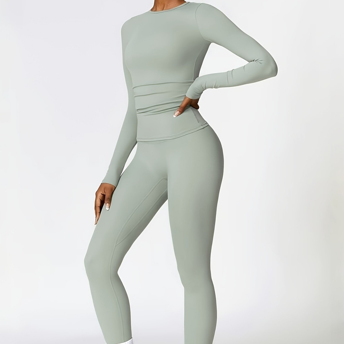 Tight-fitting yoga suit slim l - Yoga & Fitness Classes By Niharika Zirakpur Reviews recension och pris