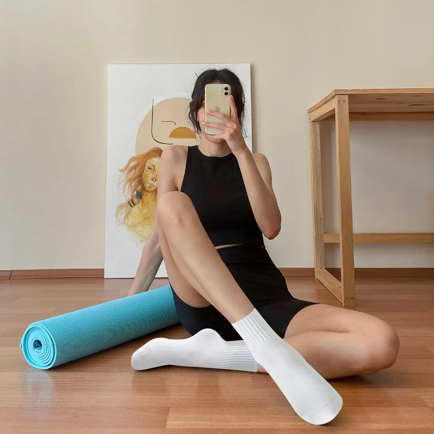 4 pairs of women's yoga socks, - Yoga & Fitness Classes By Niharika Zirakpur Reviews recension och pris