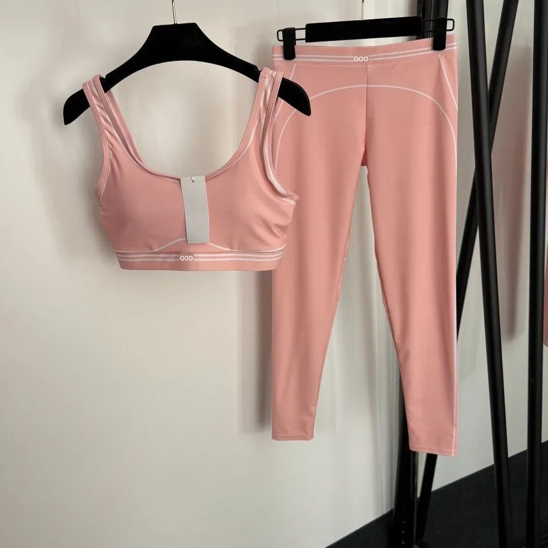 Tank Top and Pants Two Piece B - Yoga Fitness Set recension och pris