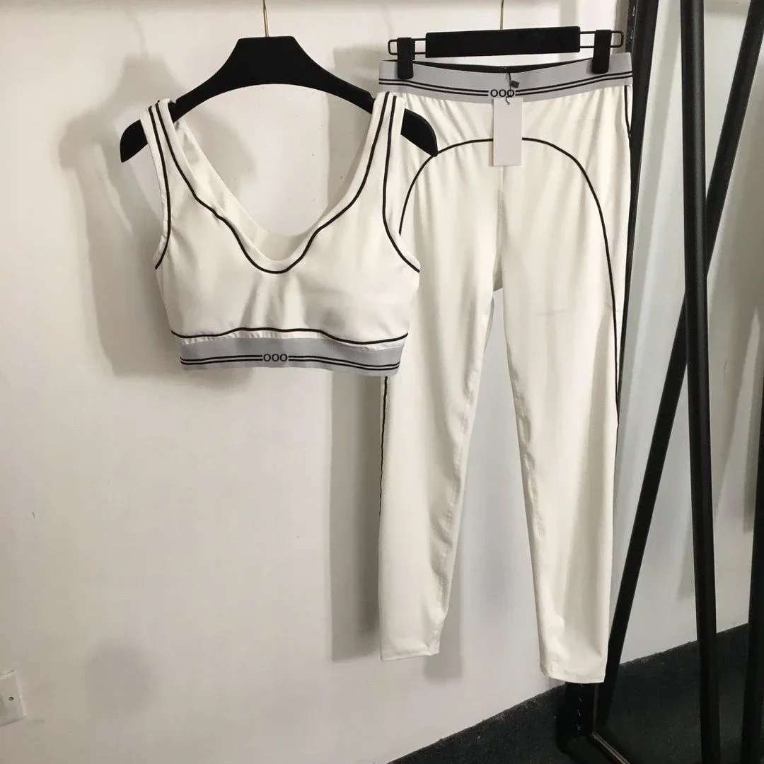 Tank Top and Pants Two Piece B - Yoga Fitness Set recension och pris